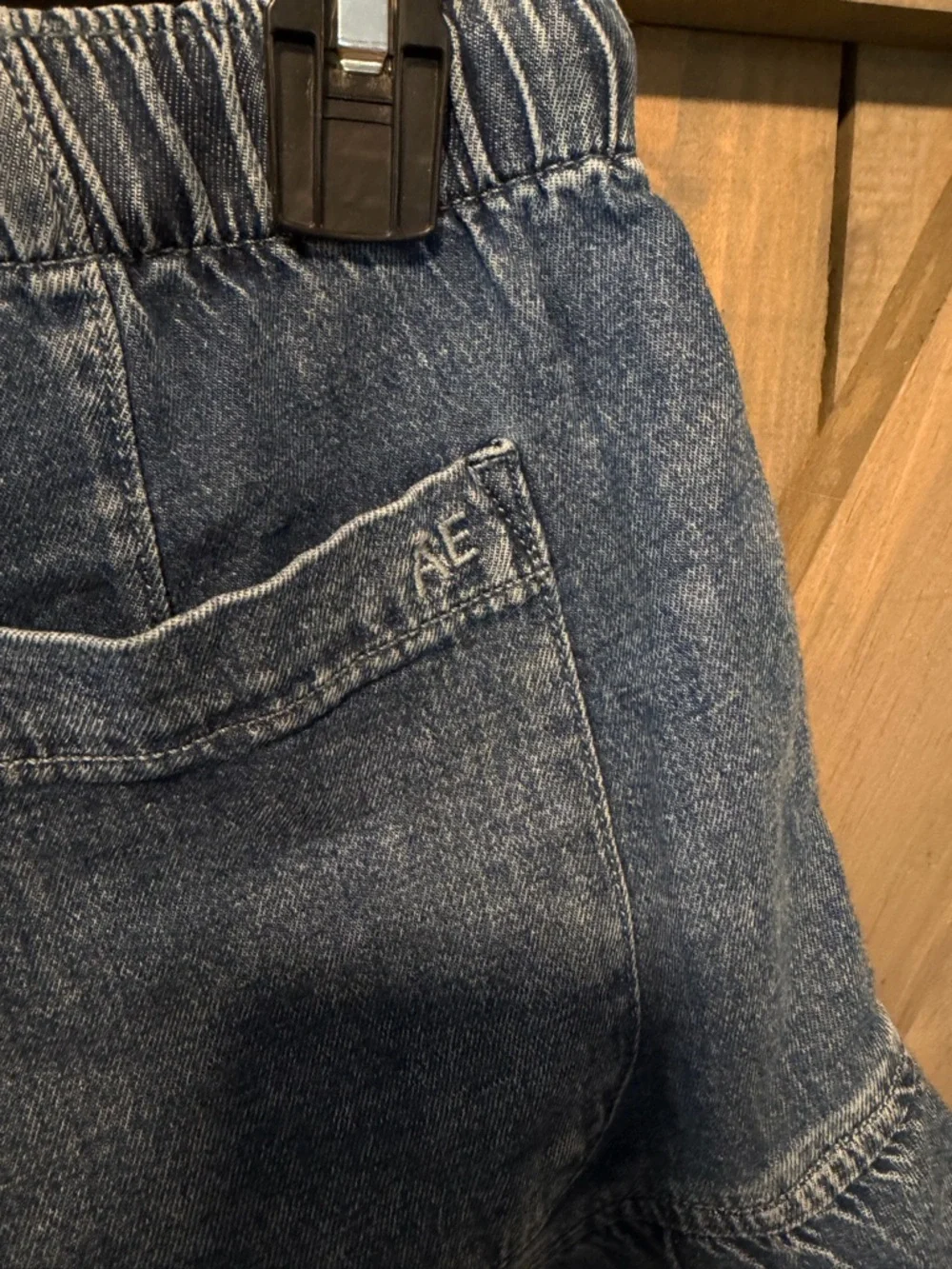 American eagle Ruffle Hem Drawstring Shorts - Picture 6 of 6